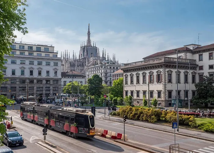 Milan Downtown s